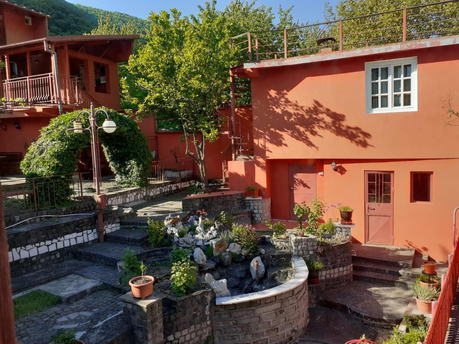 Pensiunea Belladonna Băile Herculane Eksteriør billede